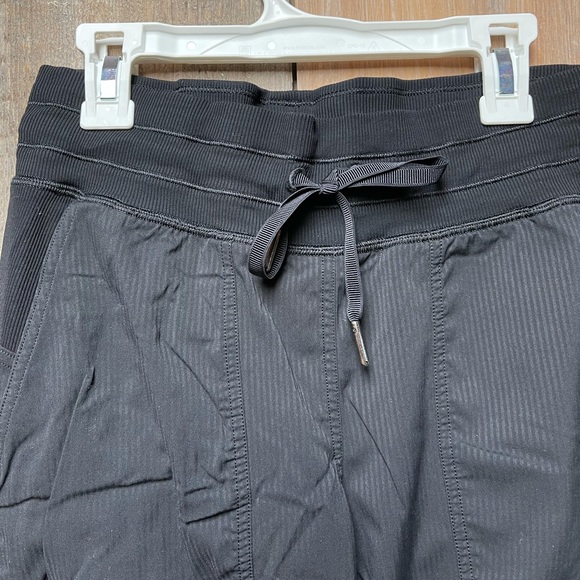 Lululemon Dance Studio Joggers - Picture 3 of 7